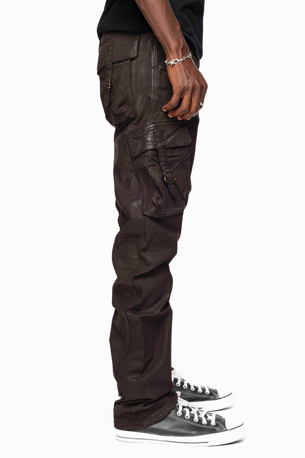 MENS PREDATOR CARGO PANTS IN COATED BROWN