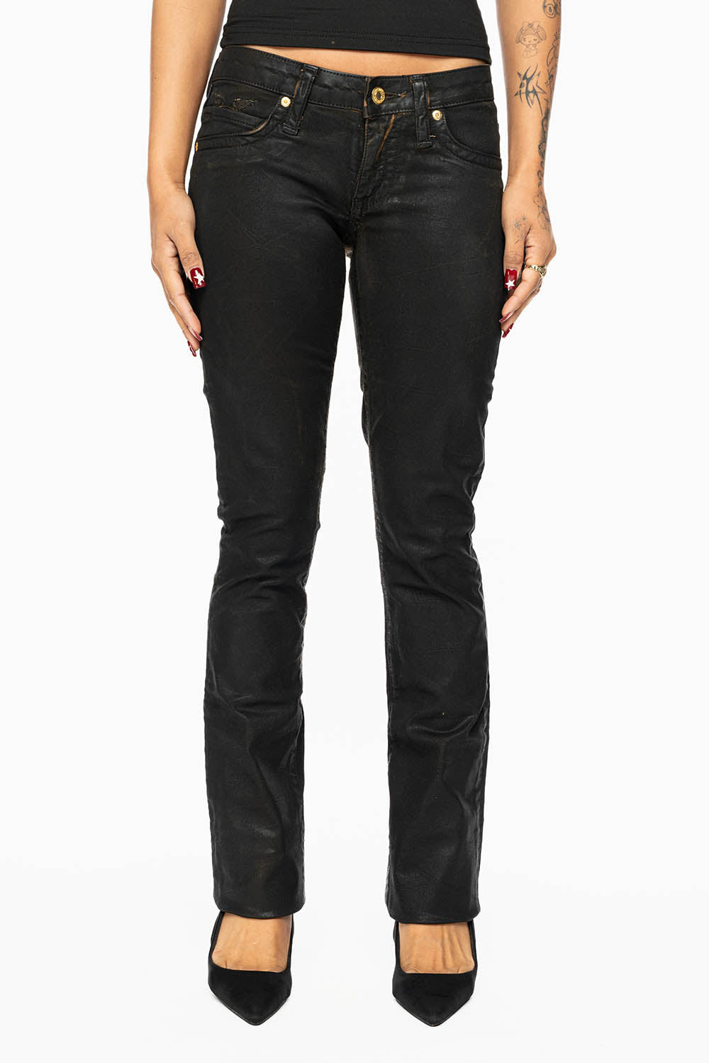 MARILYN LOW RISE WOMENS JEANS IN CUIR BLK  WITH TONAL WINGS & AURUM CRYSTALS