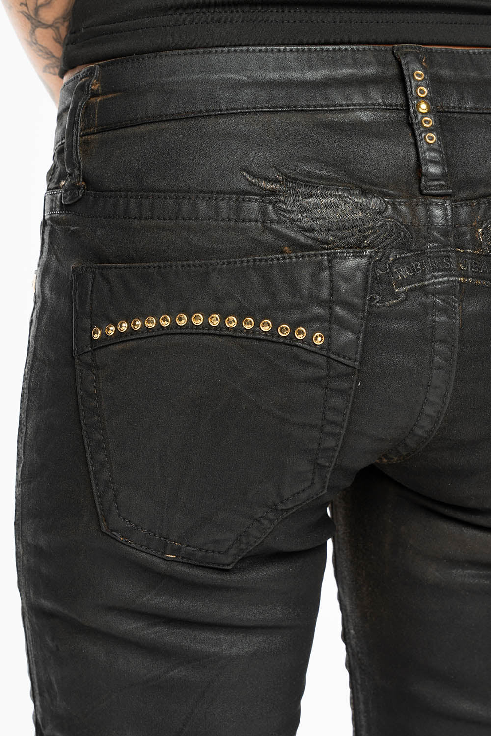 MARILYN LOW RISE WOMENS JEANS IN CUIR BLK  WITH TONAL WINGS & AURUM CRYSTALS