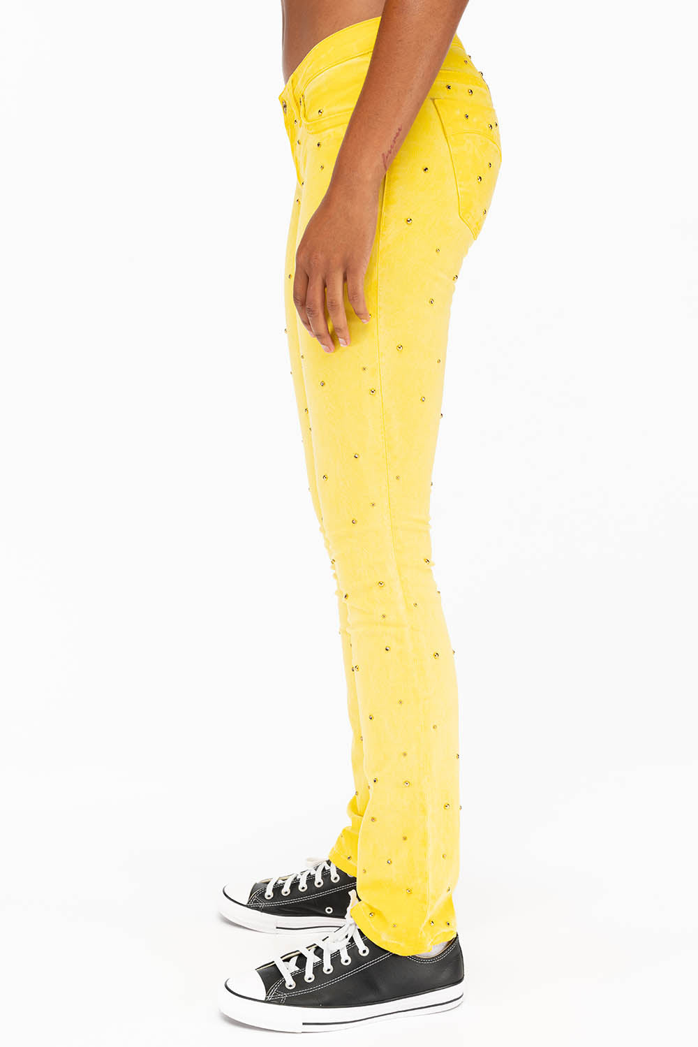 MARILYN LOW RISE WOMENS STUDDED STRAIGHT LOW RISE JEANS IN OIL YELLOW WITH TONAL WINGS AND CRYSTALS