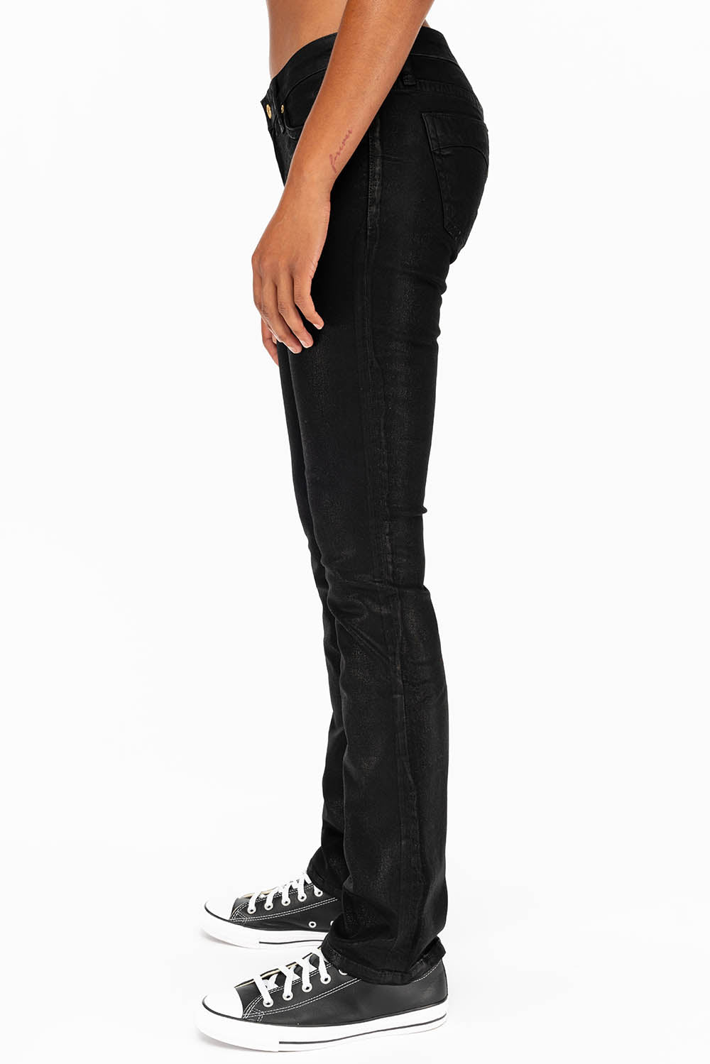 MARILYN LOW RISE WOMENS STRAIGHT LOW RISE JEANS IN BLACK COATING WITH TONAL WINGS