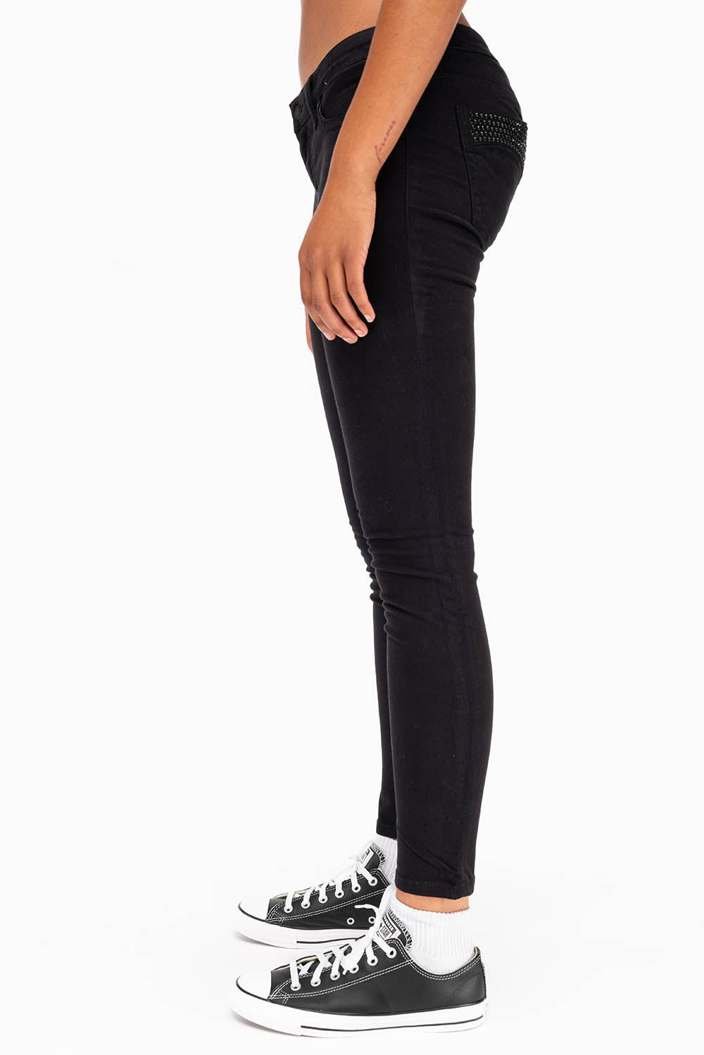 MARILYN WOMENS SKINNY JEANS IN BLACK WITH TONAL WINGS AND CRYSTALS