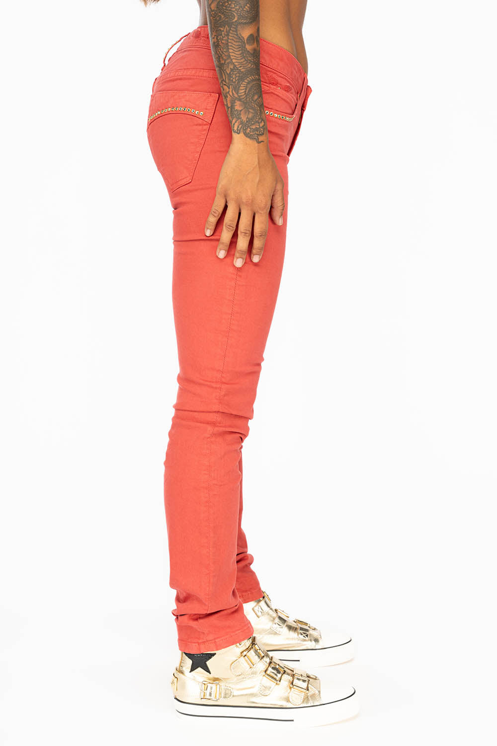 MID RISE WOMENS SKINNY JEANS IN TOMATO WASH WITH CRYSTALS