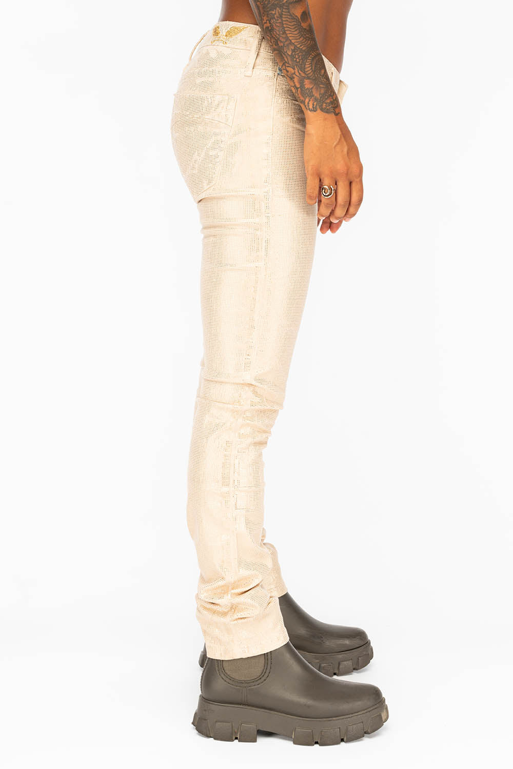 MID RISE WOMENS SKINNY JEANS IN BEIGE DISCO COATING