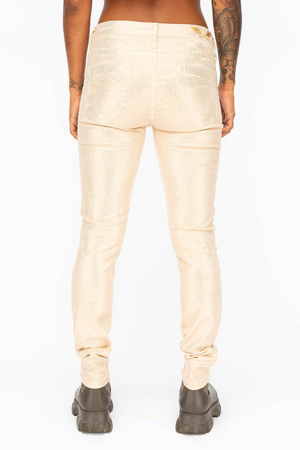 MID RISE WOMENS SKINNY JEANS IN BEIGE DISCO COATING