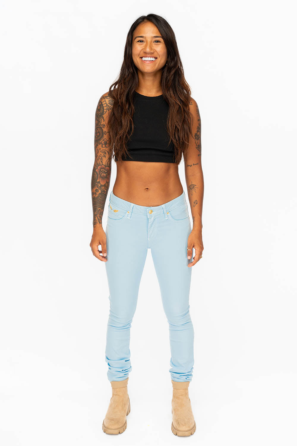 MID RISE WOMENS SKINNY JEANS IN PASTEL BLUE WASH