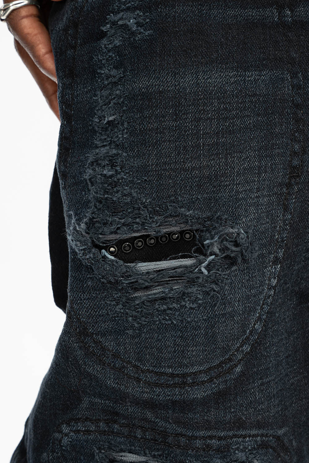 SLIM JEANS WITH OVAL PATCHES WITH CRYSTALS IN F_ED UP BLACK