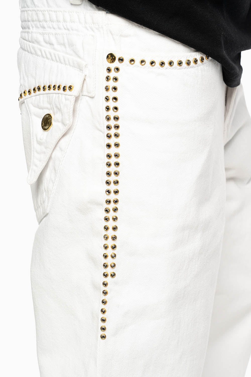 MENS DOUBLE FLAP DESTROYED SHORTS IN WHITE WASH WITH BLK DIAMOND CRYSTALS